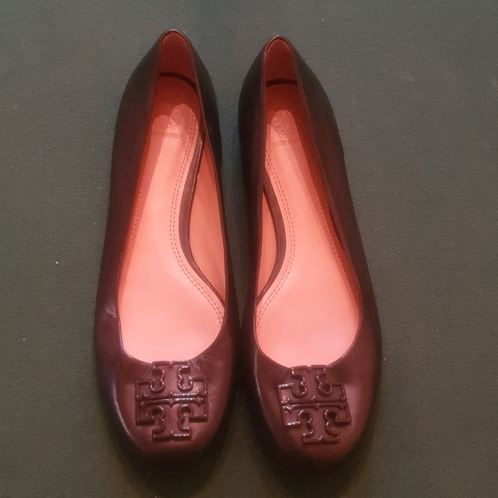 Tory Burch flat